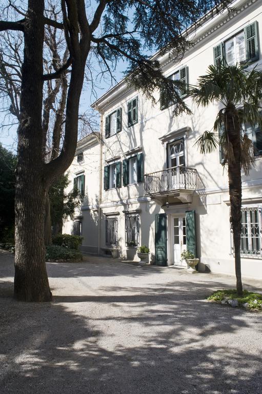 Casa Vacanze "Borahall" Триест Экстерьер фото